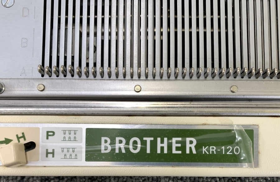 Brother KR120 ribbing attachment