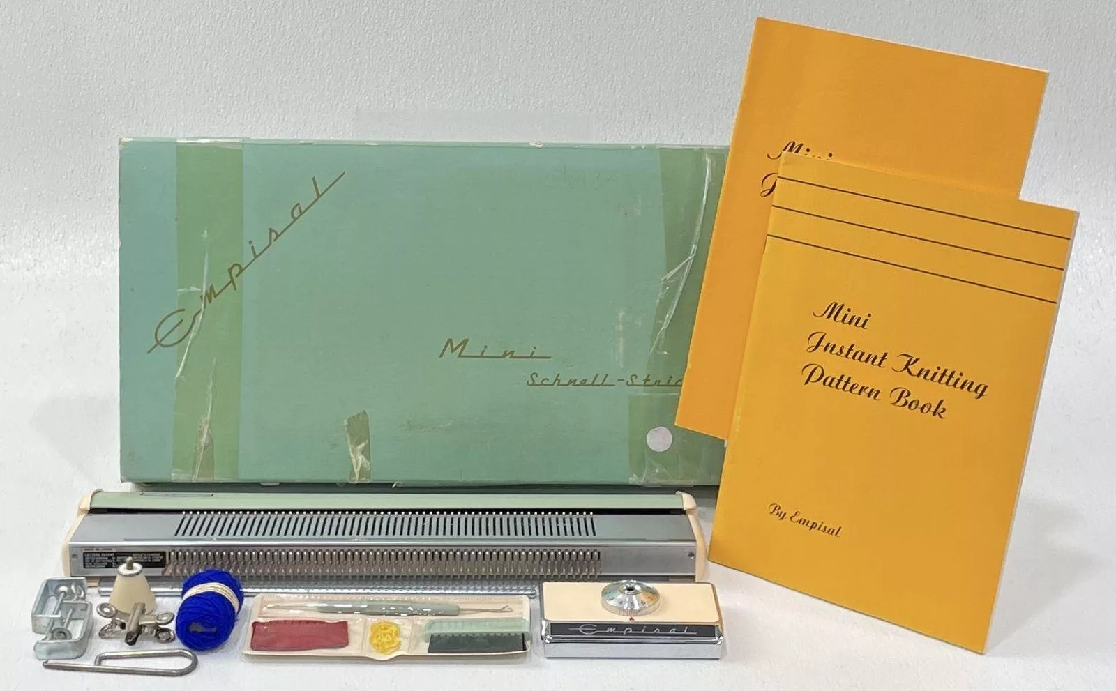 Empisal Mini Schnell Stricker: mini knitting machine