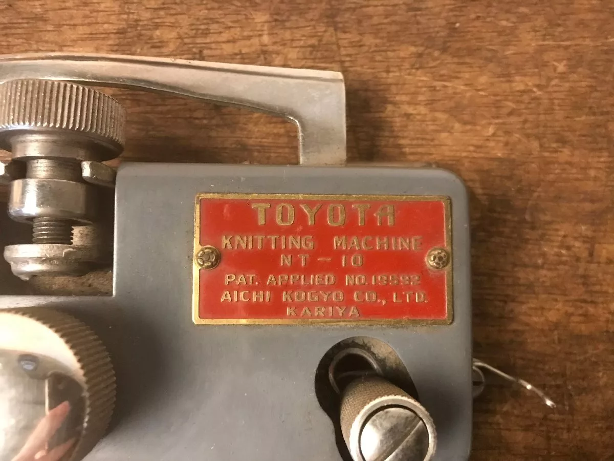 Toyota NT-10 knitting machine